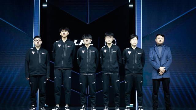 为国内足球 为国内足球