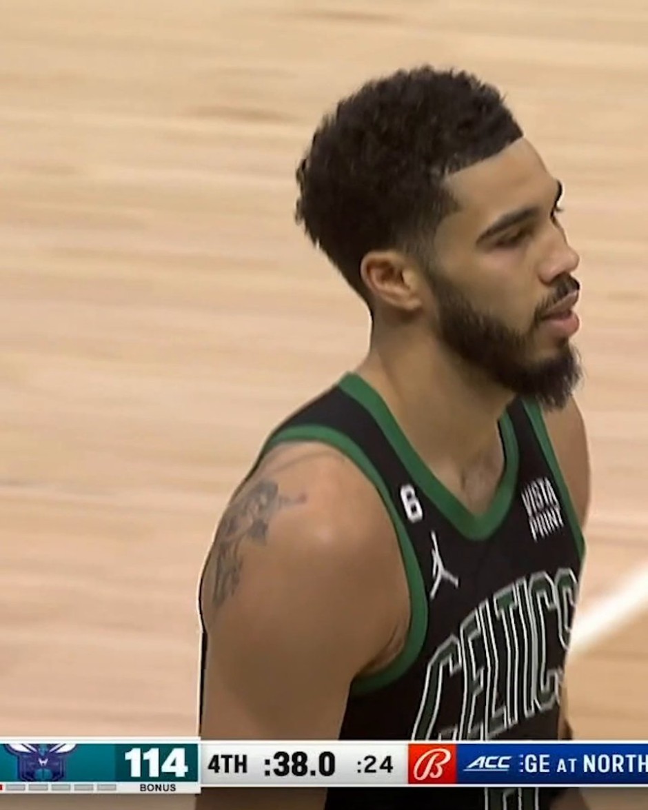 并深入年轻 并深入年轻