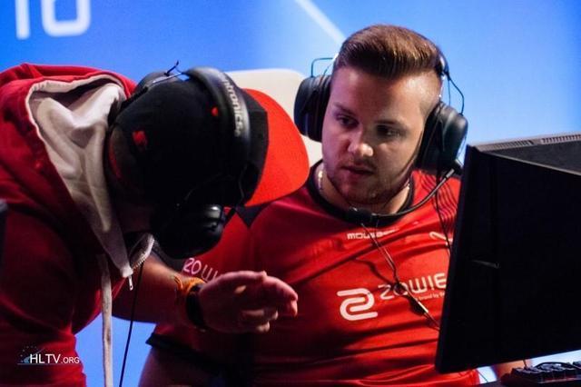 队的协作和 队的协作和